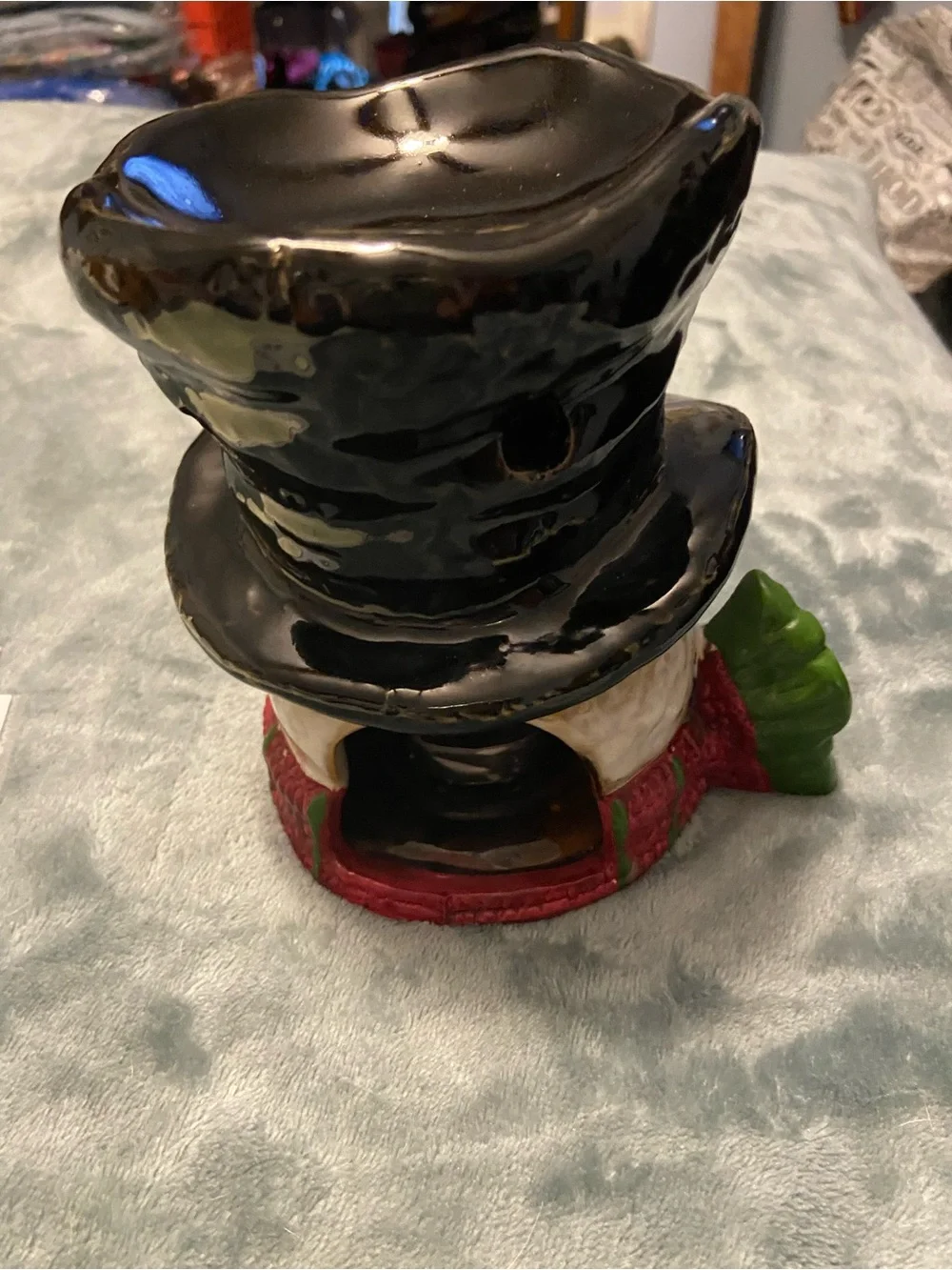 Yankee Candle Snowman Tealight Holder in Black, Red, Green